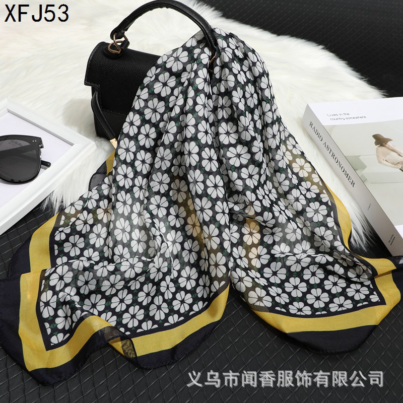 2022 New Four-Leaf Clover Printed Chiffon Scarf Skin-Friendly Soft Scarf Women's Autumn Decorative Neck Scarf Scarf Scarf