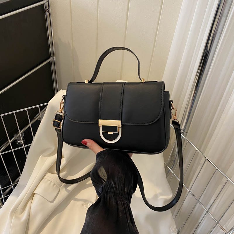 Contrast Color This Year Popular 2023 Summer New Simple Western Style Fresh Shoulder Bag Casual Crossbody Portable Small Square Bag