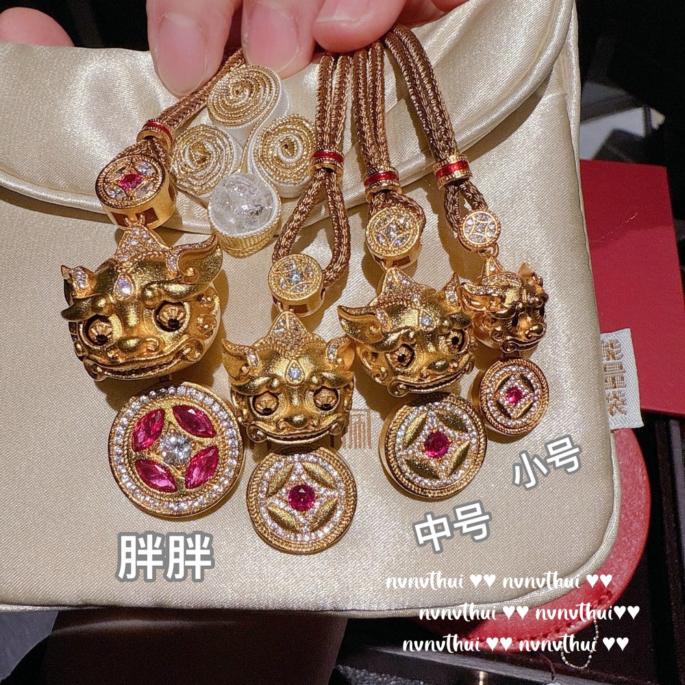 ancient gold carved copper coin smart necklace shiny diamond pendant necklace eyes will move new chinese style peace buckle necklace