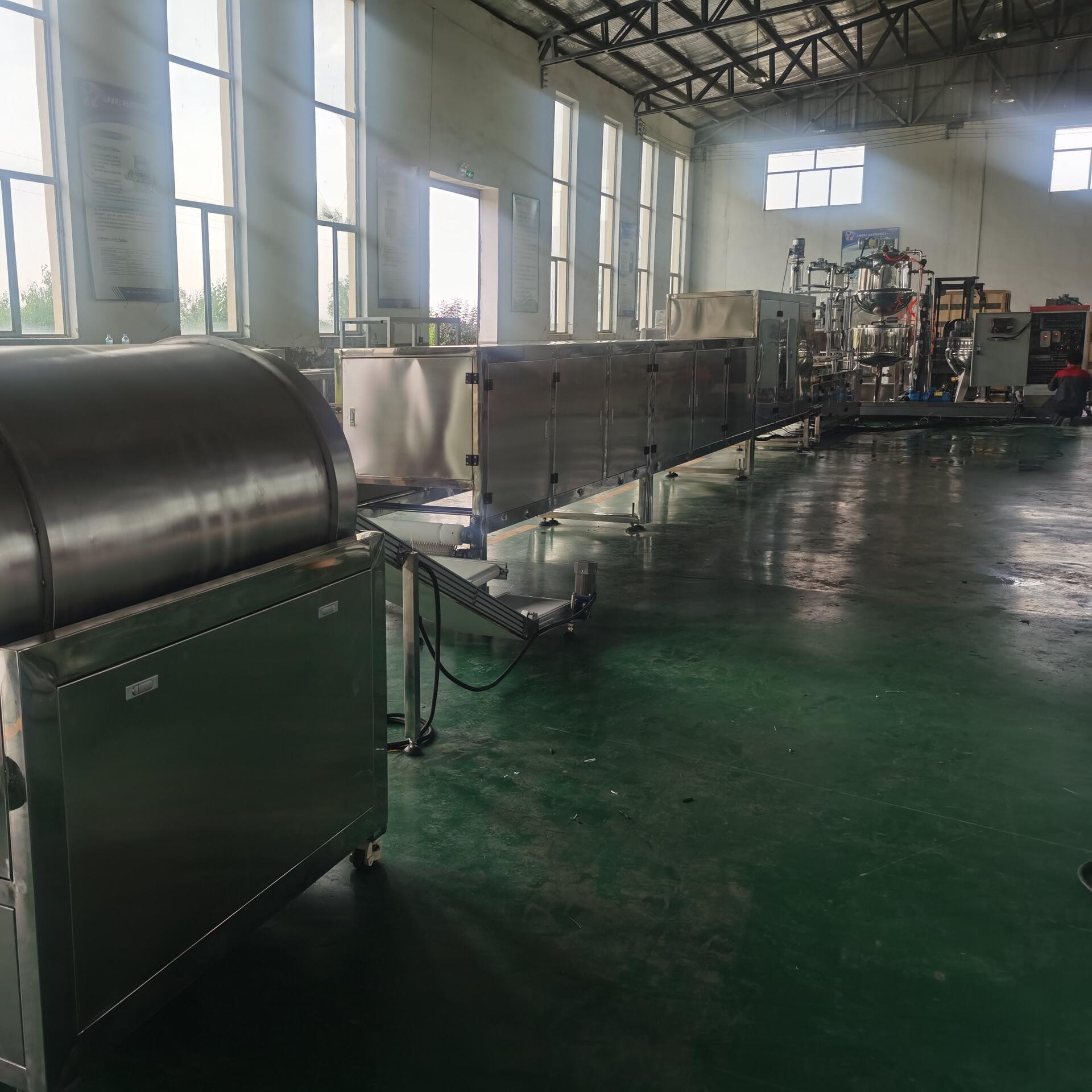 爆浆软糖珠浇注机 凝胶糖果机 夹心软糖设备 糖果机 糖饼生产线