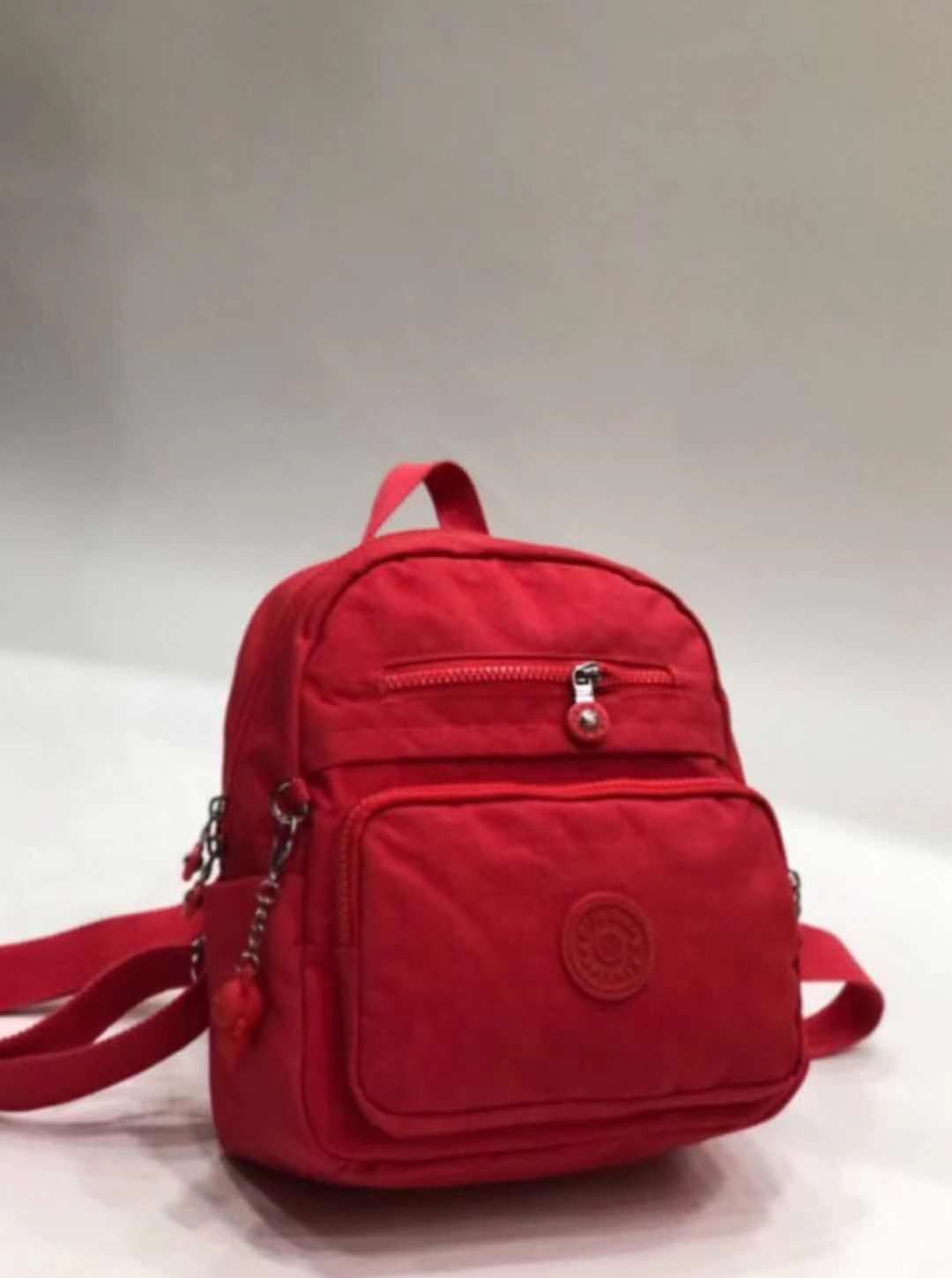 博卜双肩包女学生书包简约多层牛津包布旅行包男轻便防水尼龙背包