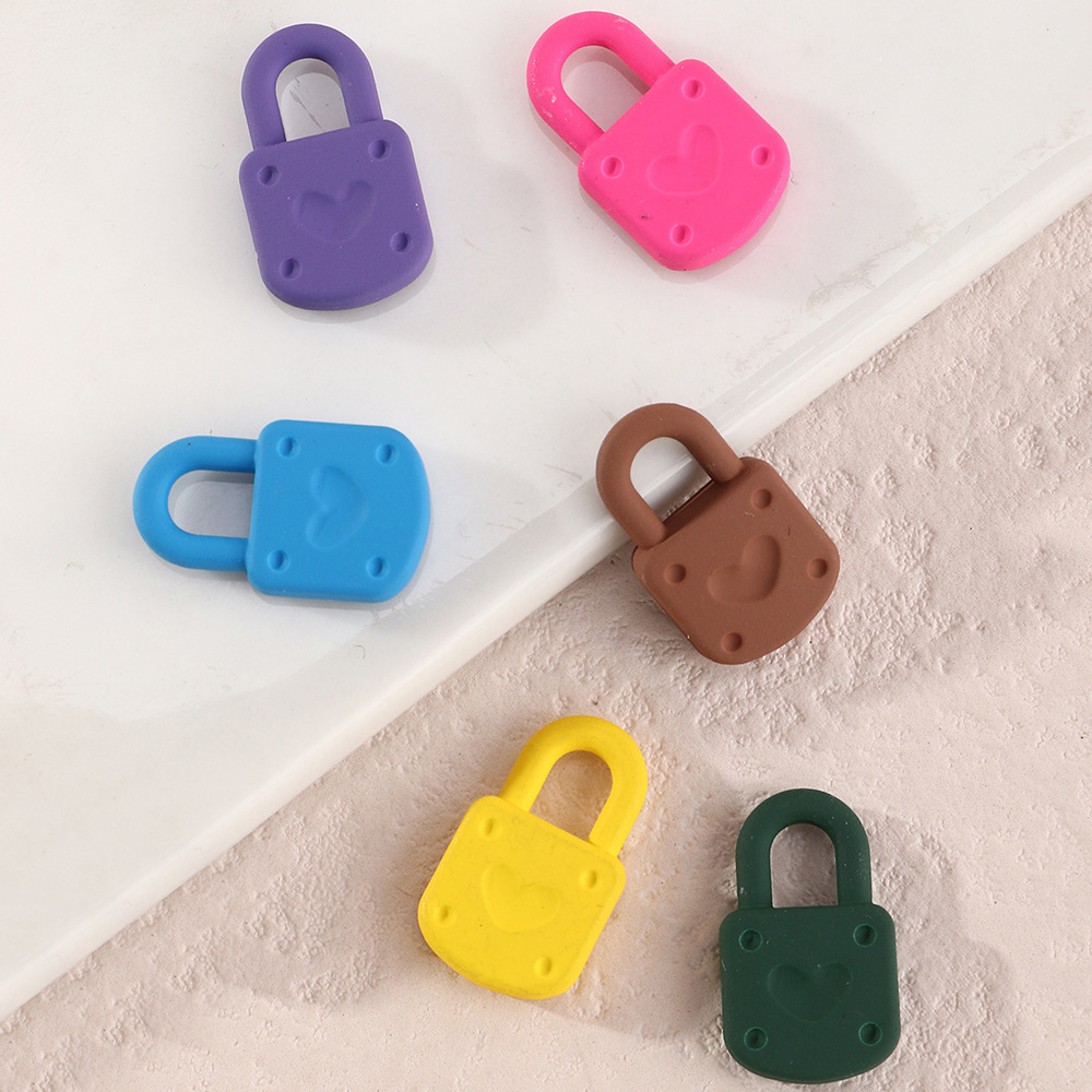 Diy0011 Alloy Color Spray Paint Pendant Candy Color Lock Shape Accessories DIY Handmade Lock Pendant