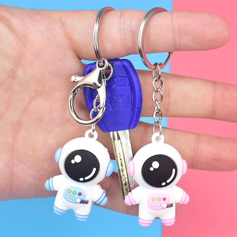 Creative Cartoon Astronaut Keychain Handbag Pendant Exquisite Car Key Chain Spaceman Student Promotional Gifts