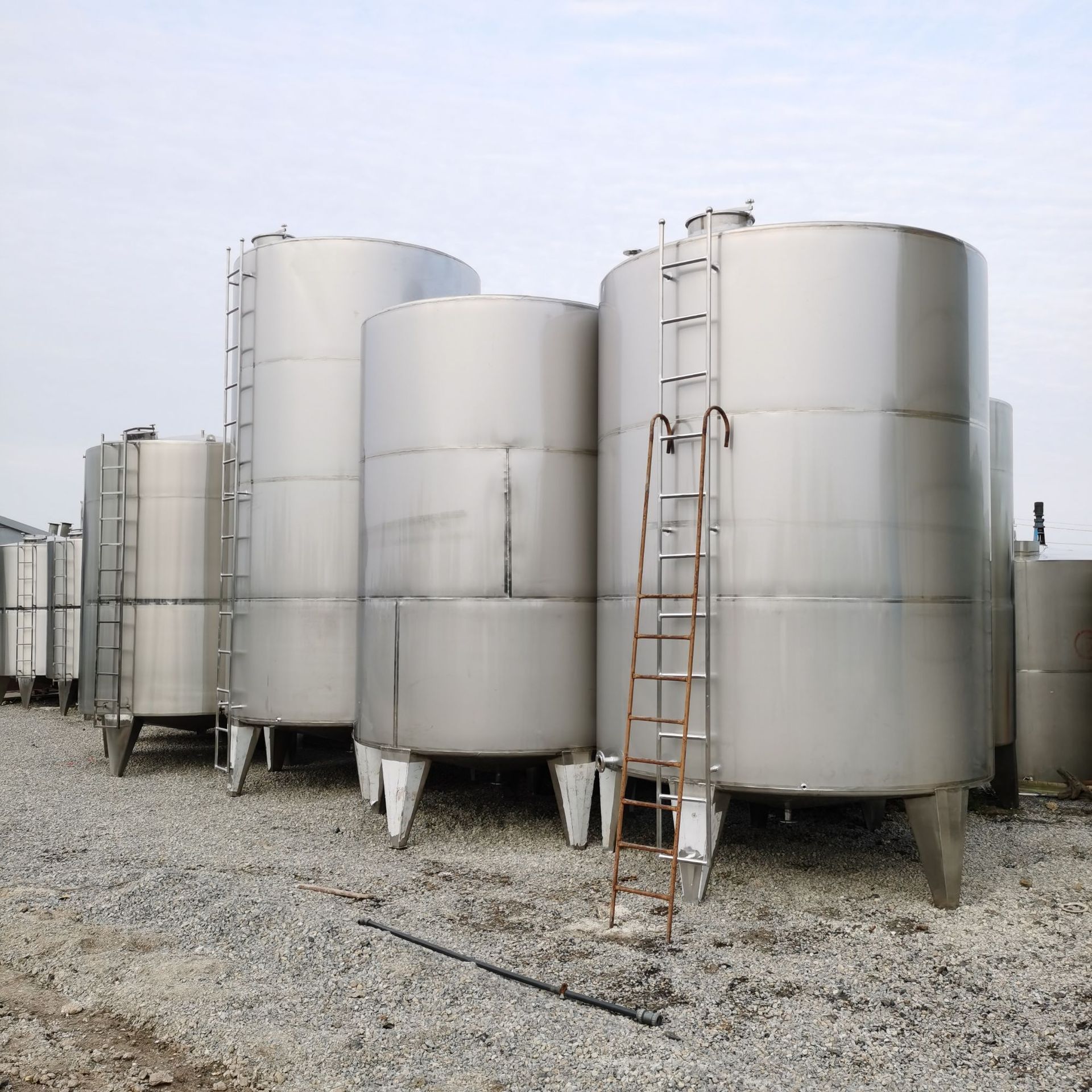 二手5吨不锈钢储罐10立方不锈钢酒罐单层不锈钢罐不锈钢储酒罐