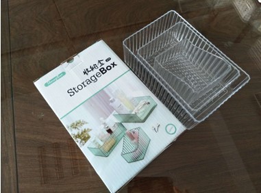 S18 Cosmetics Storage Box Household Punch-Free Washstand Skin Care Products Lipstick Finishing Plastic Box