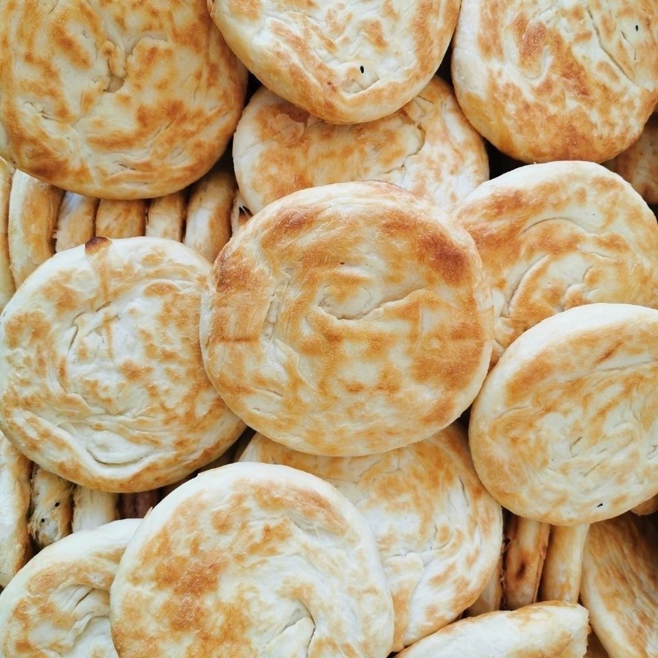 山东特产泰安泰山手工五香油酥火烧烧饼原味早餐肉夹馍发面咸味