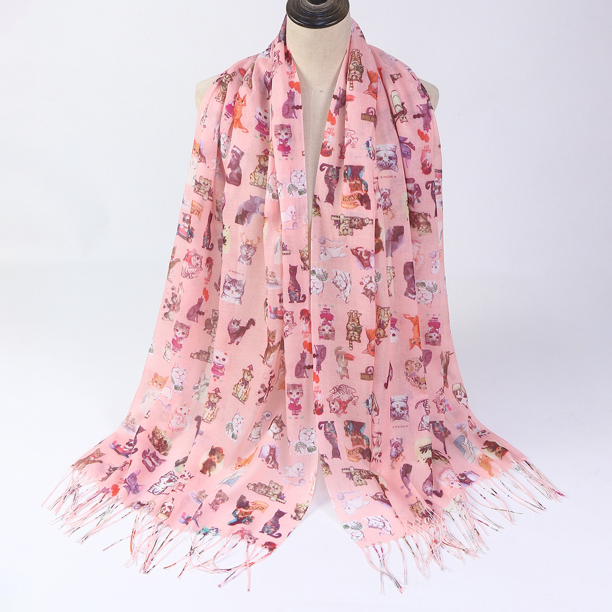 One-Piece Delivery New Export European and American Digital Printing Fashion Animal Printing Scarf Shawl Factory Wholesale