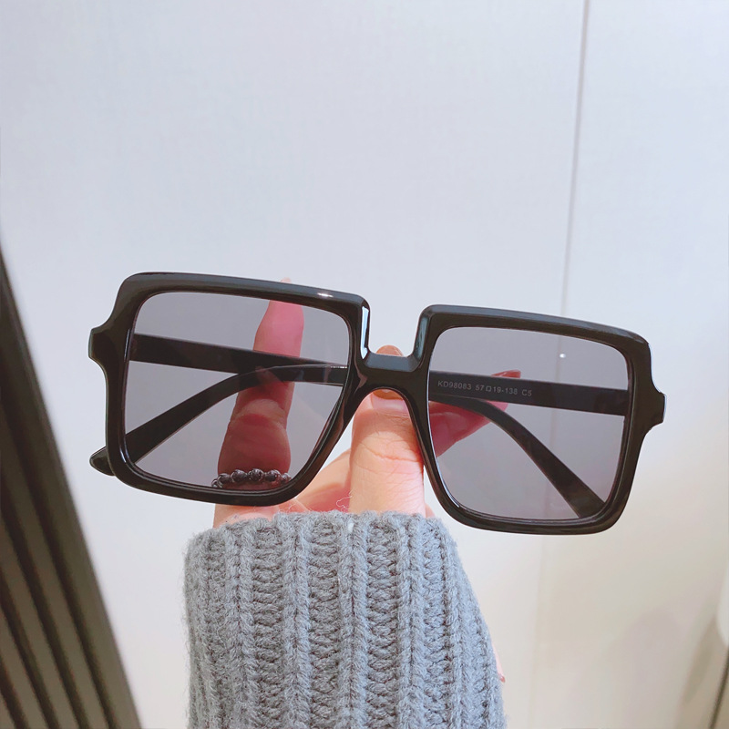 Women's Retro Sunglasses Glasses Internet Celebrity Same UV-Proof Strong Light Sunglasses 2022 New round Face