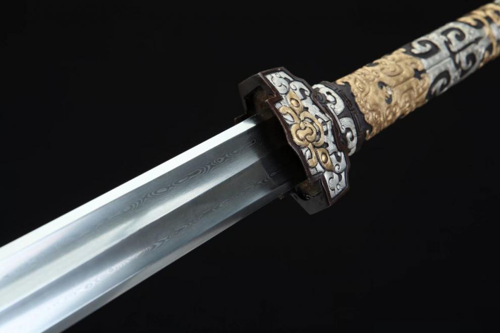 龙泉宝剑三色铜九州汉剑优质黑檀木百炼花纹钢收藏未开刃