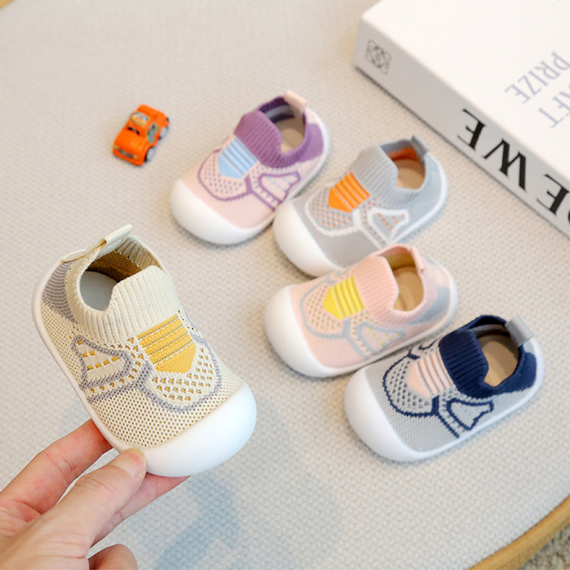 Spring and Autumn Baby Toddler Shoes Non-Slip Soft Soled Baby Shoes Breathable Mesh Socks Shoes Slip-on Baby Toddler Shoes