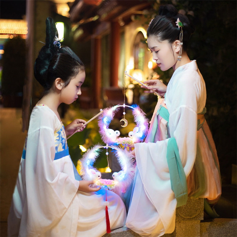 玉兔花灯 古风古韵十五花灯 汉服拍照手提灯笼道具
