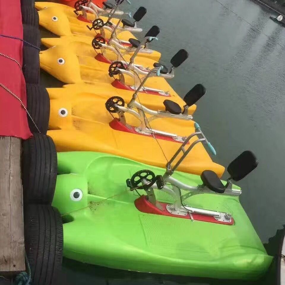 加厚水上自行车脚踏船公园水上脚蹬船景区玻璃钢脚踏船水上观光船