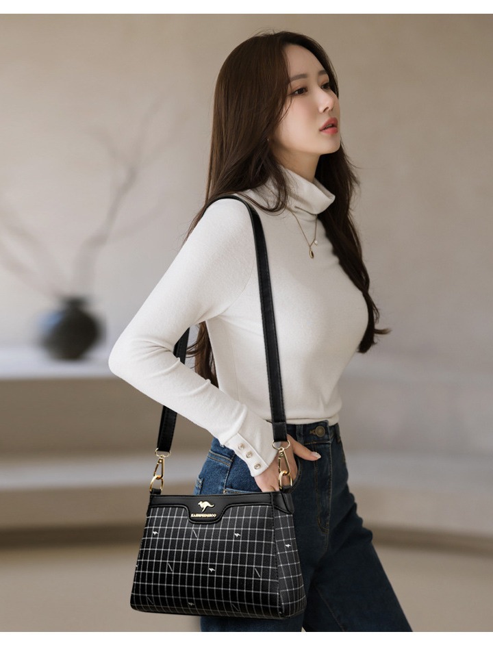 Bag Women's Bag New 2024 Messenger Bag Women's Shoulder Bag Women's Small Square Bag Women's Middle-Aged Mother Bag Women One Piece Dropshipping