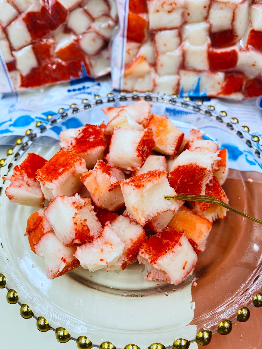 俄罗斯风味蟹肉花一斤蟹肉块鱼肉合成 即食涮火锅烧烤 代发批发