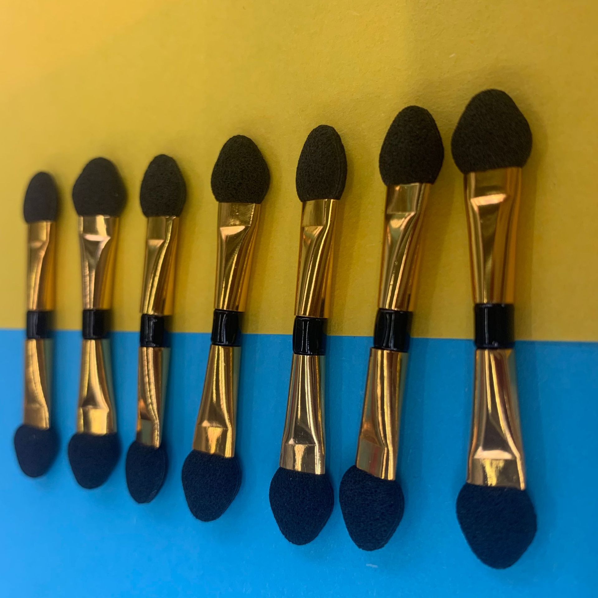 双头眼影棒 眼影棉头上色均匀 舒适柔软 方便携带网店赠品