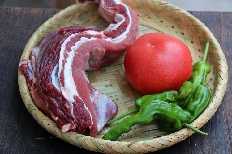 牛腩肉 新鲜 黄牛肉 牛腩 肚腩肉 生牛肉 鲜牛肉  肋条肉500