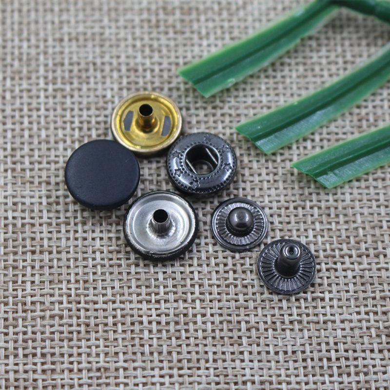 批发服装辅料金属纽扣831急钮按扣雨伞礼品盒装饰扣子655四合扣