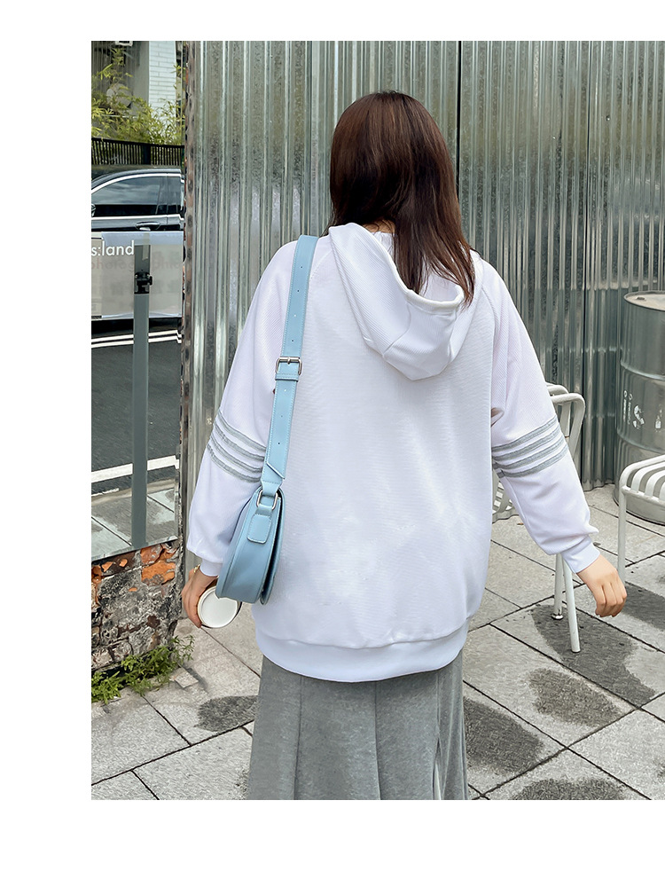 2021秋季新款大码女装200斤胖mm显瘦大码休闲连帽运动外套320827