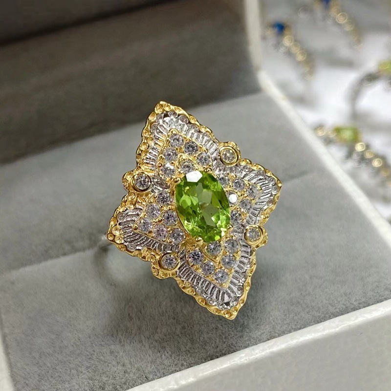 创意设计天然橄榄石女戒指镶嵌s925银指环手饰批发直播一件代发