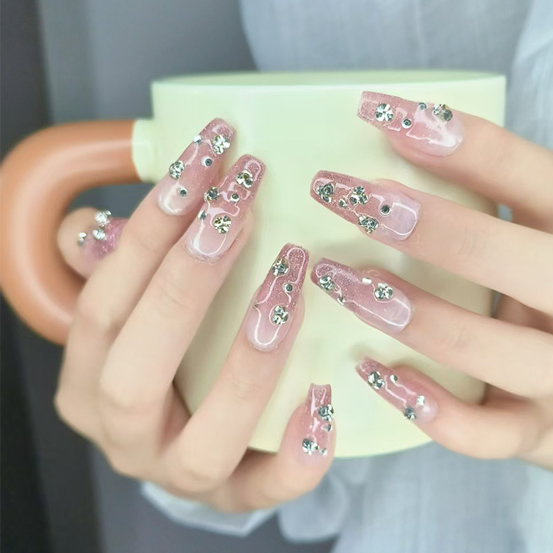 纯手工重工款爆闪满砖上手粉嫩显白高级穿戴甲镶嵌闪砖夏日少女