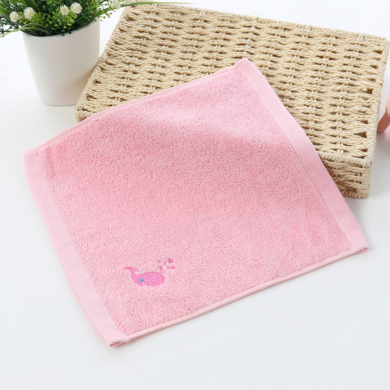 竹纤维刺绣小方巾口水巾儿童小毛巾幼儿园挂钩方巾毛巾厂家批发