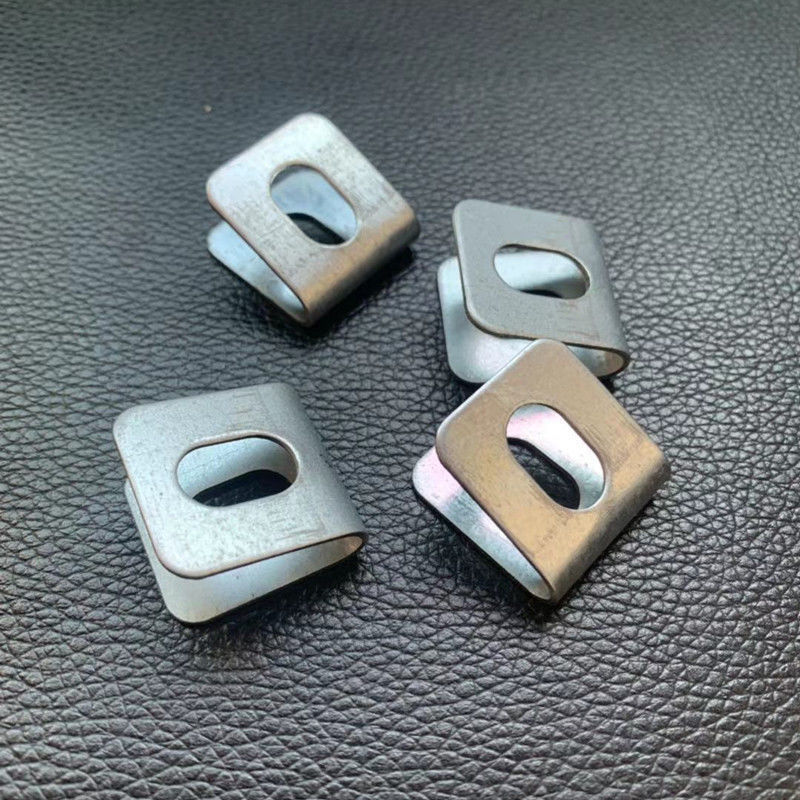 卡扣铁片固定卡子护栏围网专用固定扣螺丝自攻丝