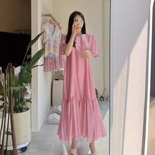 法式粉色气质连衣裙夏季女2022新款梨形身材休闲宽松直筒大码长裙