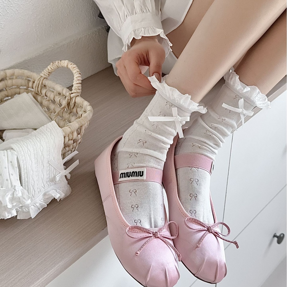 无骨洛丽塔蝴蝶结袜子蕾丝花边长筒袜ins日系蝴蝶结jk镂空堆堆袜