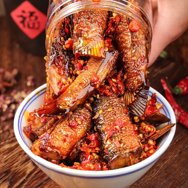 罐装香辣鱼尾鱼排湖南特产零食鱼尾巴鱼块中辣即食麻辣小吃下饭菜