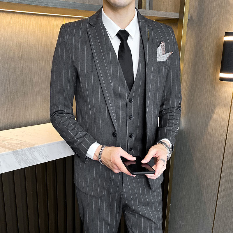 南商春季新款男士西服套装三件套小西装修身礼服男