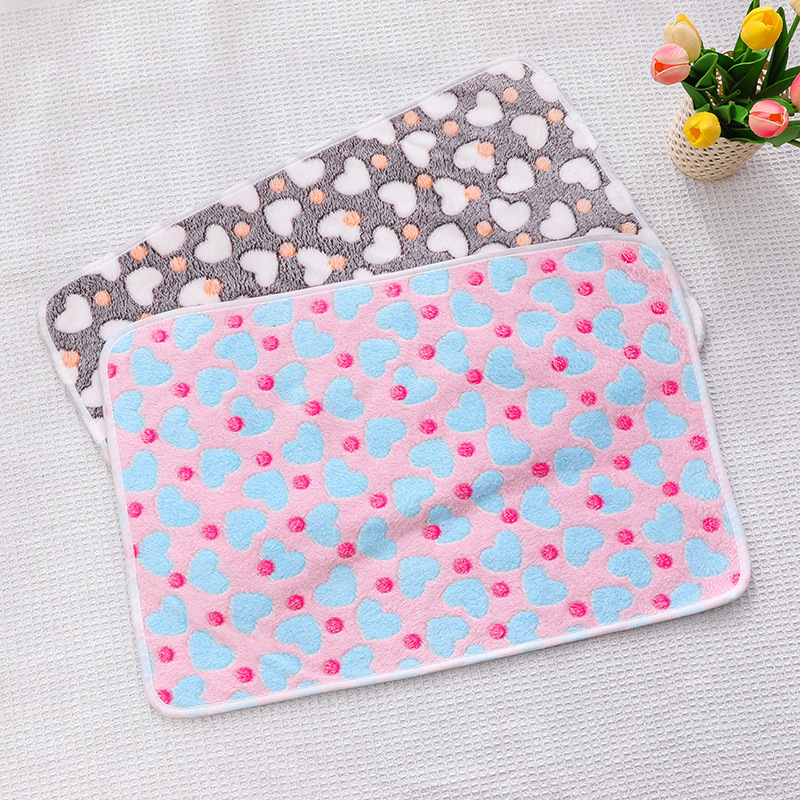 Coral Fleece Pet Blanket Thickened Dog Blanket Autumn and Winter Warm Blanket Kennel Mat Shuangyu Pet Supplies