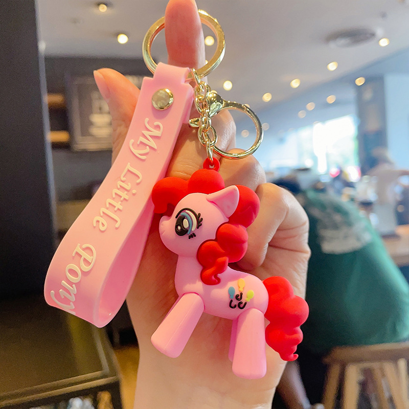 My Little Pony PVC Figurine Keychain Lovely Bag Pendant Personalized Car Accessories Creative Pendants Wholesale