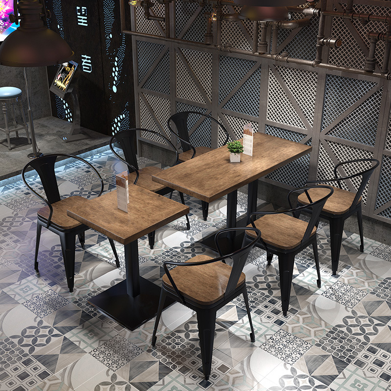 美式实木复古正方形咖啡馆酒吧桌椅组合工业风休闲烧烤店餐厅餐桌