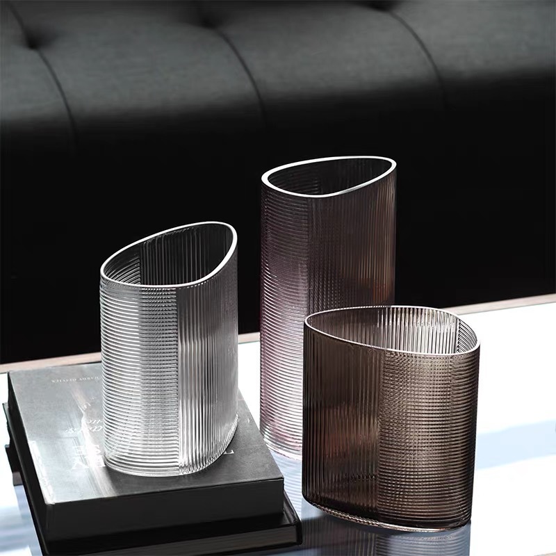 不规则异形竖纹玻璃花瓶摆件客厅餐桌北欧风格插花透明创意装饰品