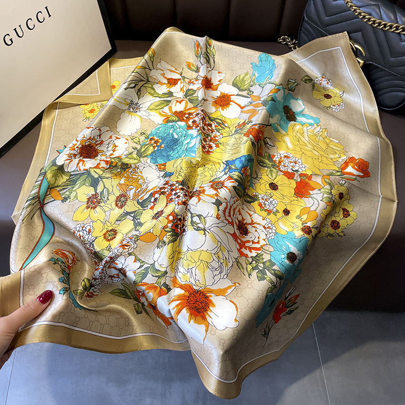 2023 Early Spring and Autumn Net Red Flowers Silk Scarf Female Mulberry Silk Small Square Towel Champagne Scarf Gift