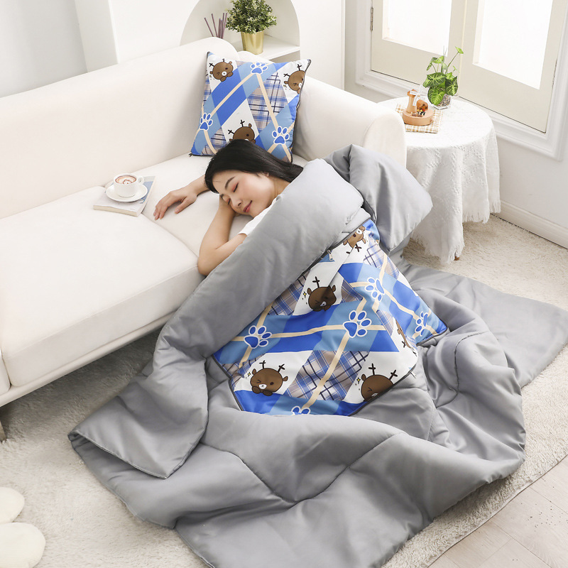 抱枕被子两用二合一办公室午睡车载靠垫汽车多功能枕头毯子