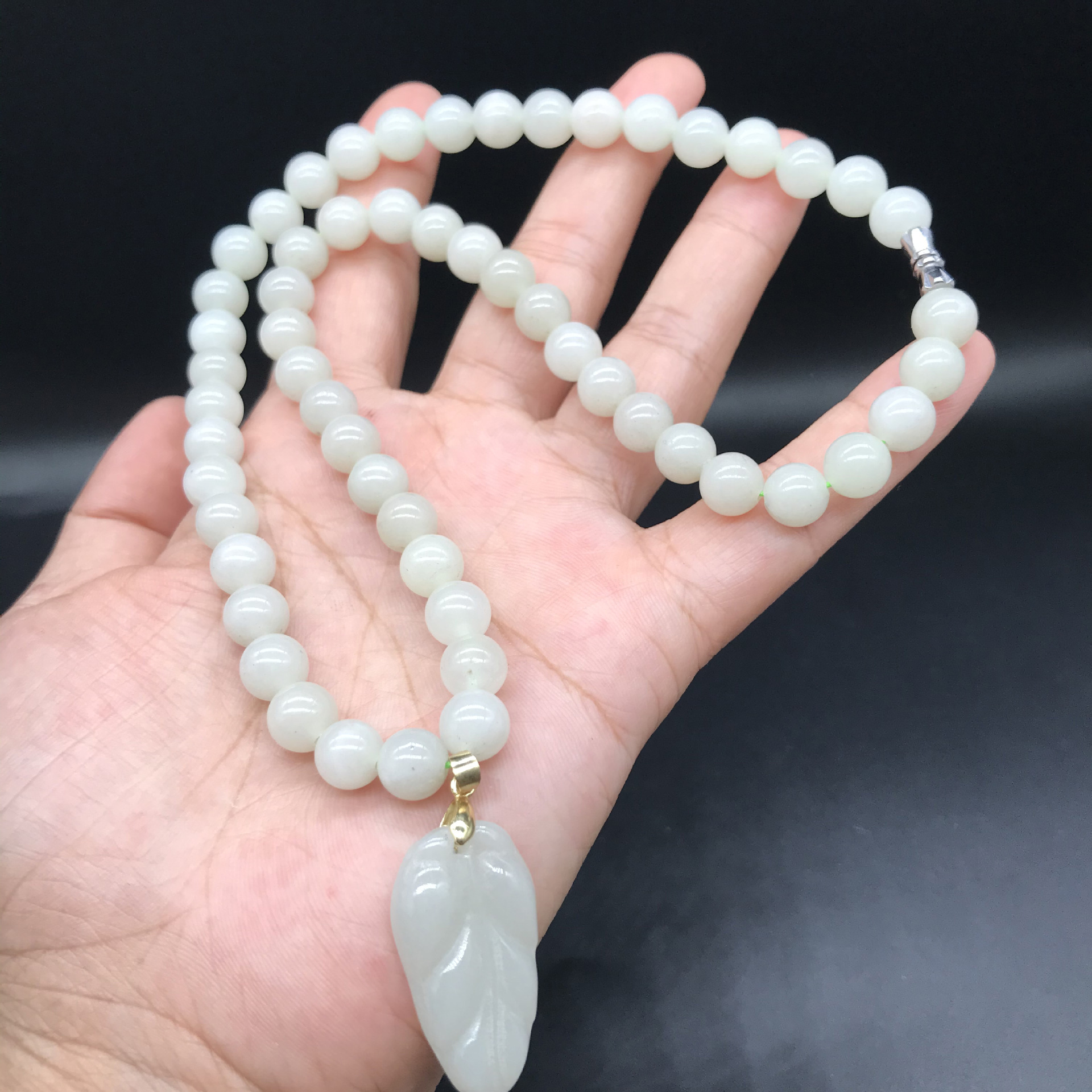 内蒙佘太翠项链挂件吊坠佘太翠妈妈连毛衣链项链挂件玉器饰品供货