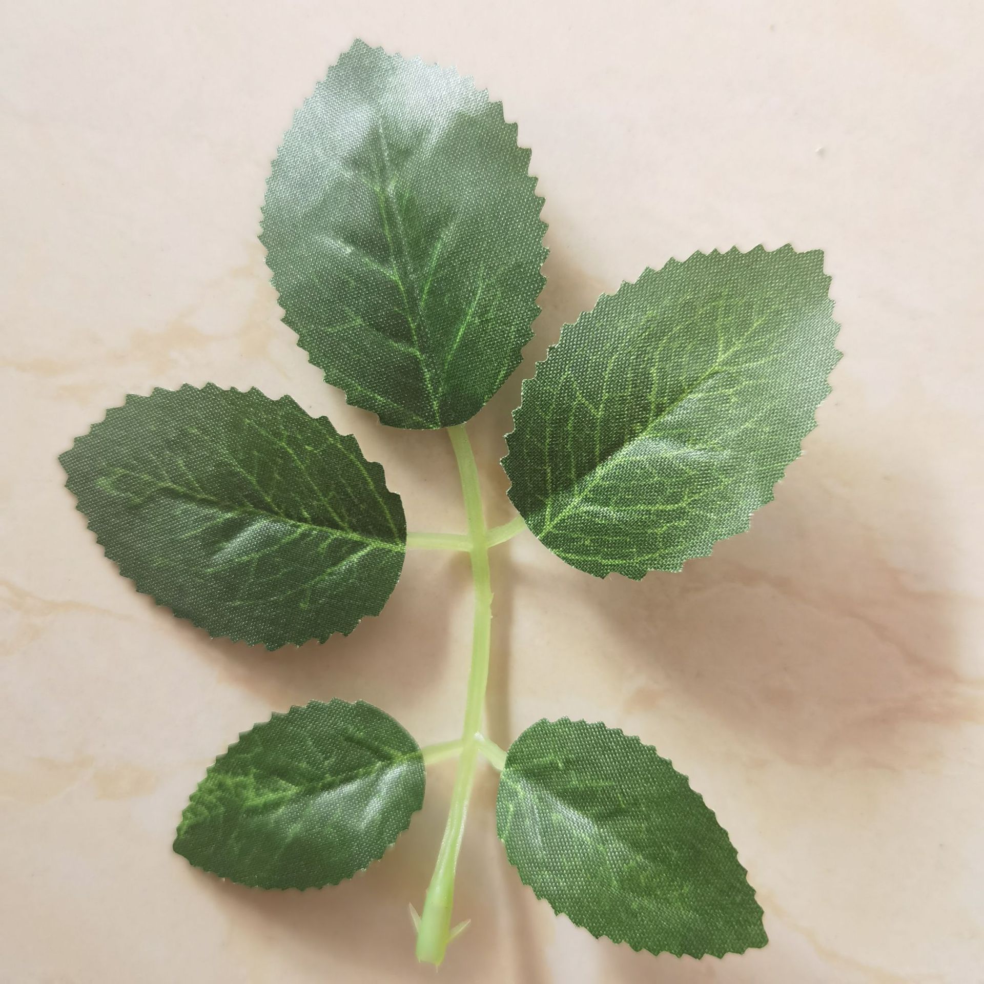 仿真玫瑰花叶 丝网花玫瑰叶配件 花店情人单支玫瑰花装饰叶片批发