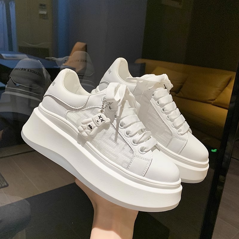 潮流白色麦昆小白鞋女新款2024年春季增高女鞋百搭厚底松糕鞋