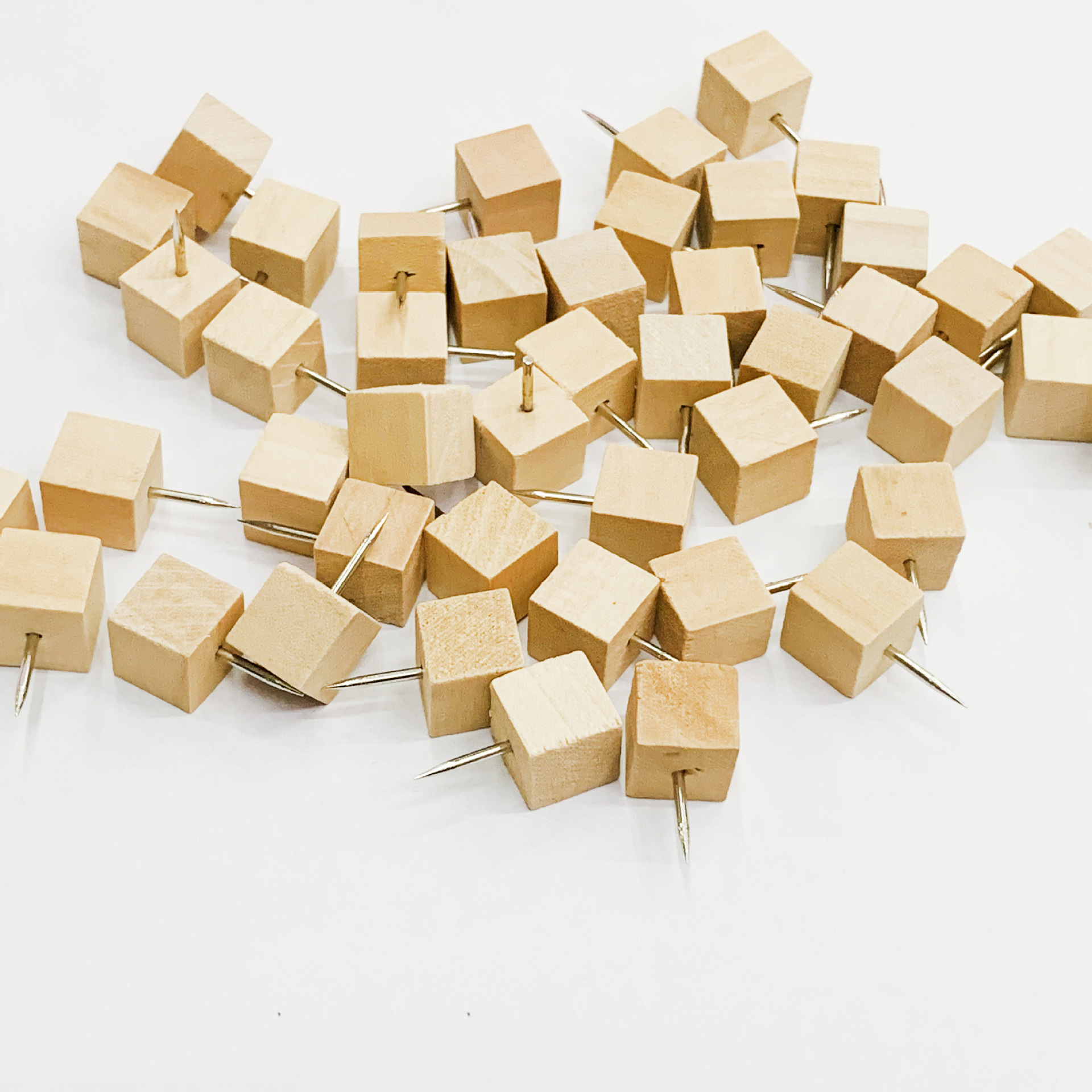 厂家直销实木软木头图钉木工字钉木质图钉组合实木创意文具批发