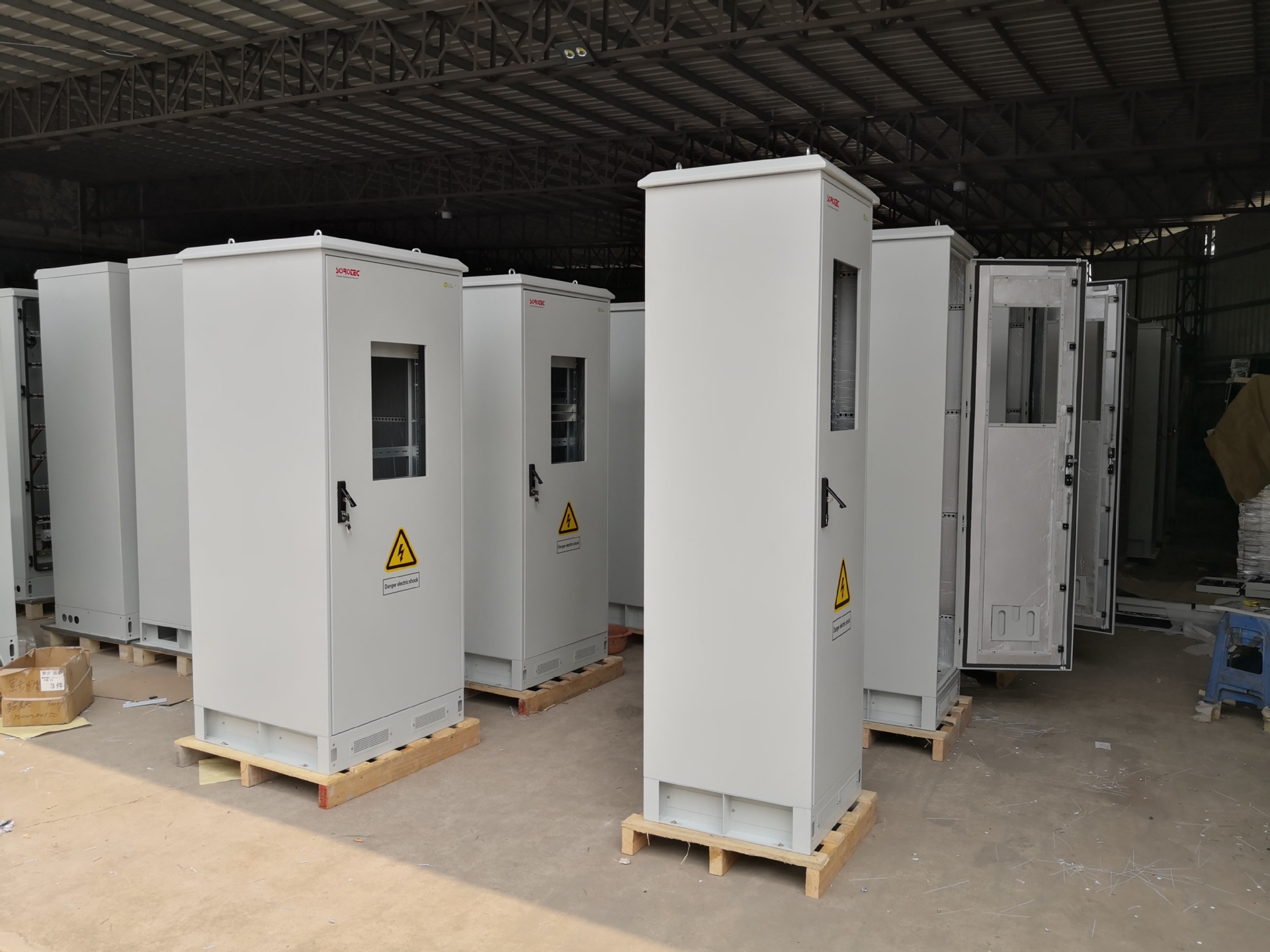 户外储能电池柜