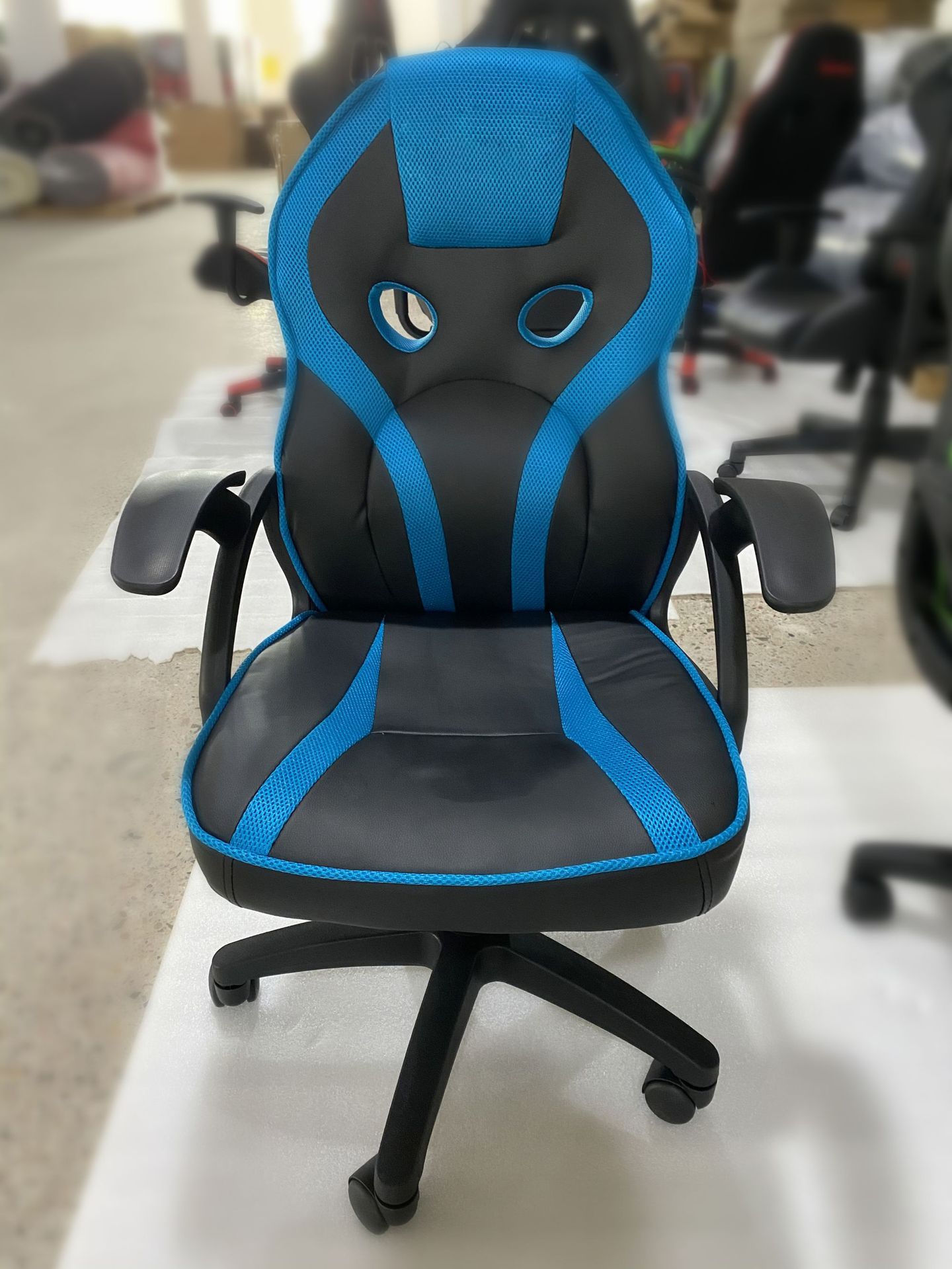 简约家用儿童电竞椅书房卧室游戏椅子办公休闲椅电脑椅