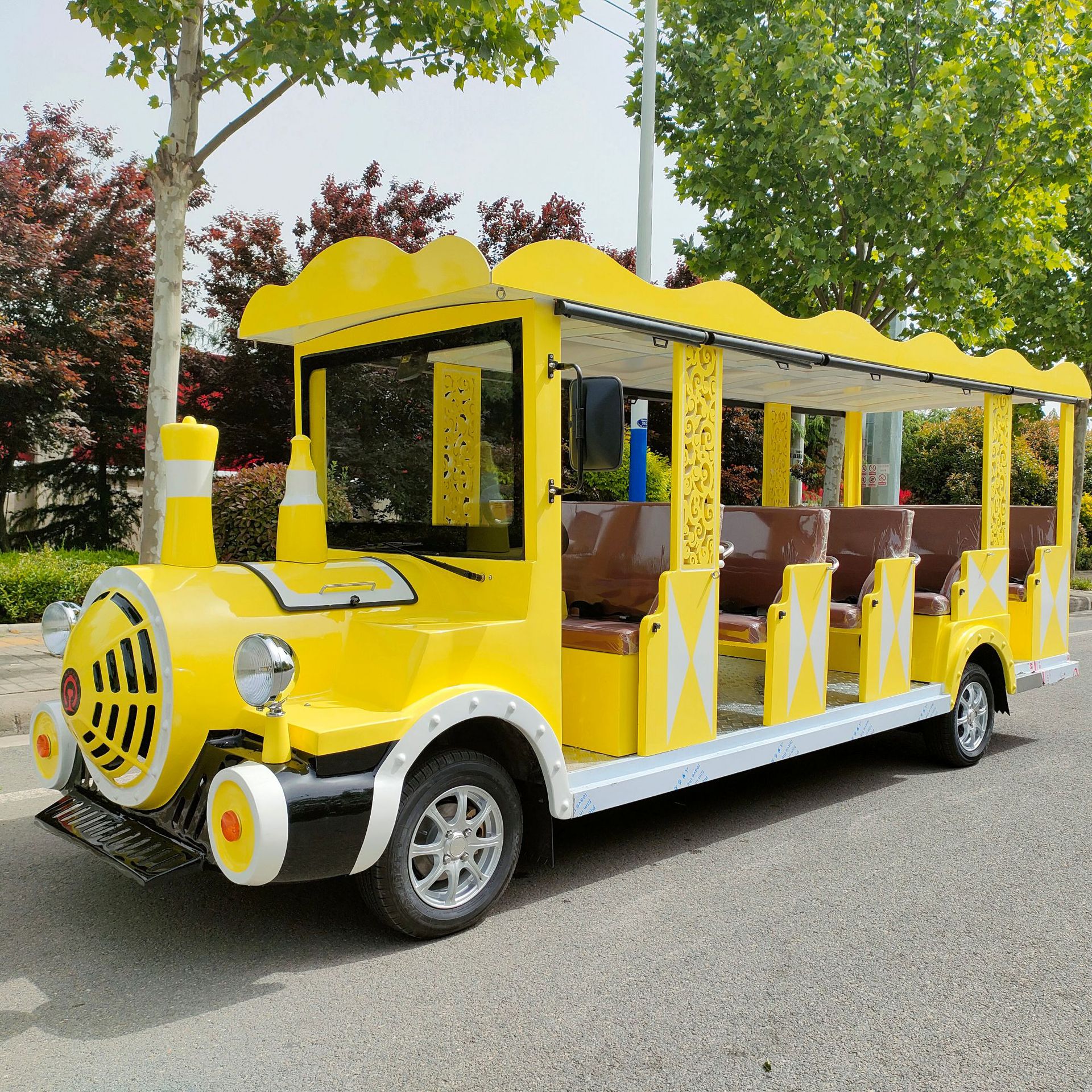 燃油观光车14座17座景区烧油小火车旅游接驳车游览电动车观光车