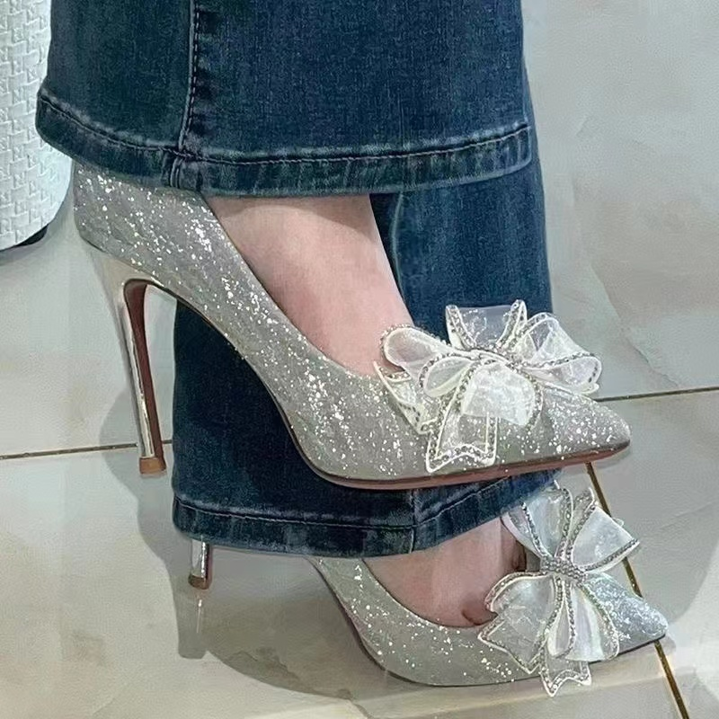 法式水晶鞋2024春秋新款婚鞋水钻蝴蝶结尖头名媛高跟鞋女细跟单鞋