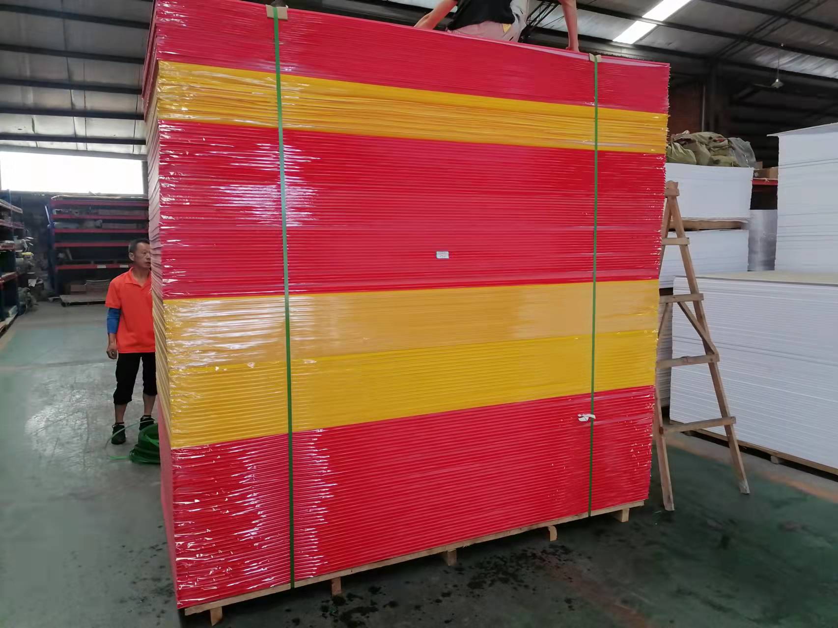 彩色pvc板雪弗板全彩亮彩pvc板光面板哑面板可按客户需求厂家供应