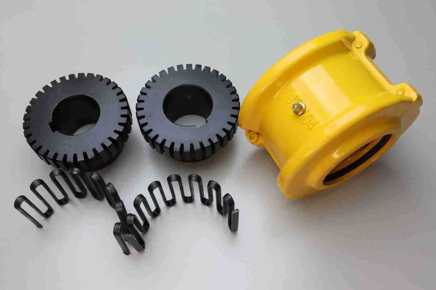 诚运供应js蛇簧联轴器大扭矩重型中间轴贯穿蛇簧联轴器