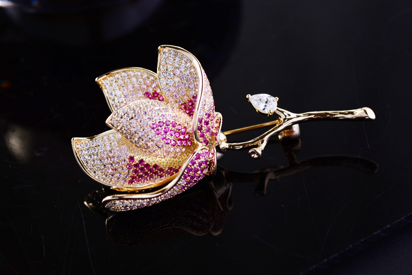 韩版植物胸针优雅大气玉兰花锆石胸针气质花卉服装配饰胸花女饰品