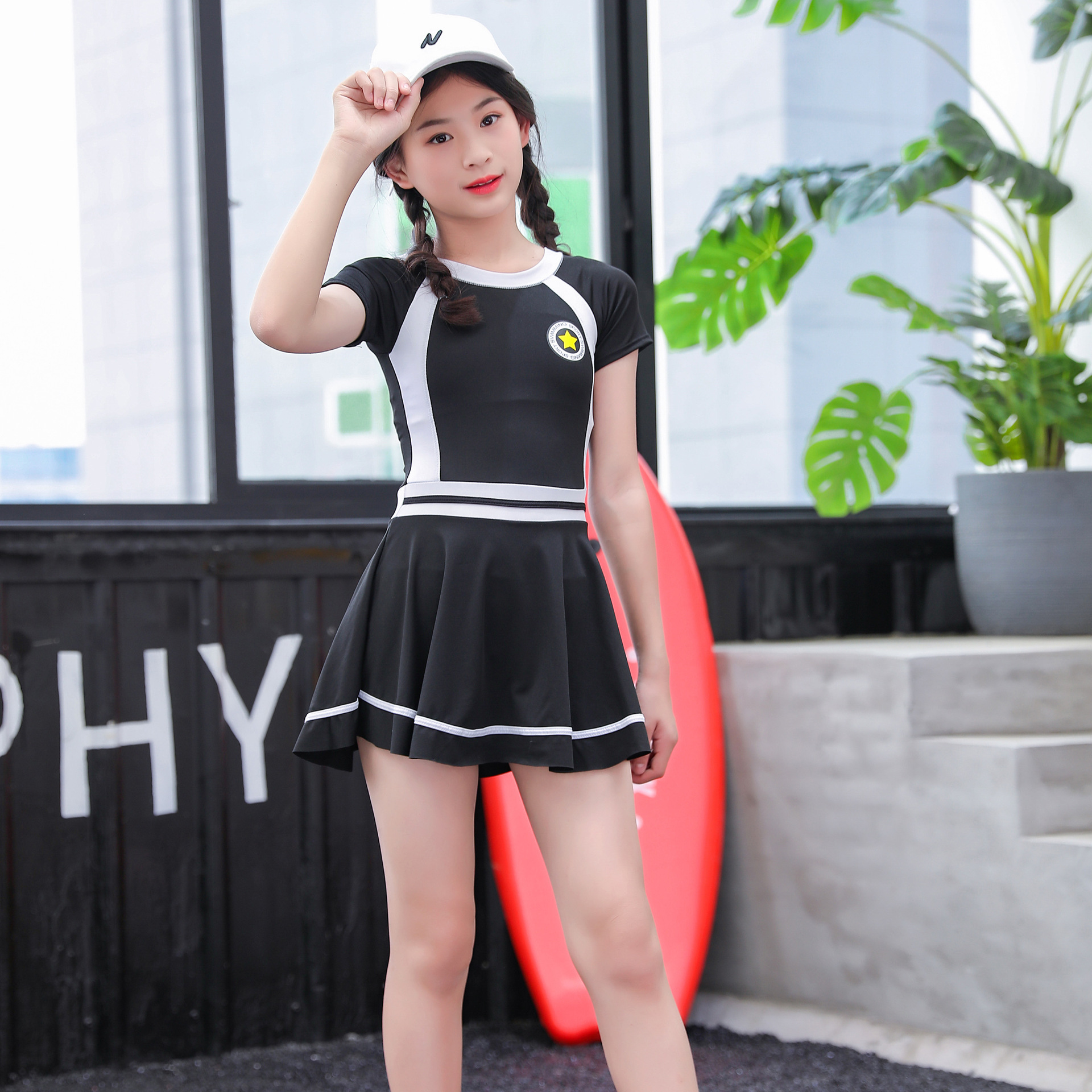 2021儿童泳衣中大童运动连体裙学游泳沙滩温泉学生泳装