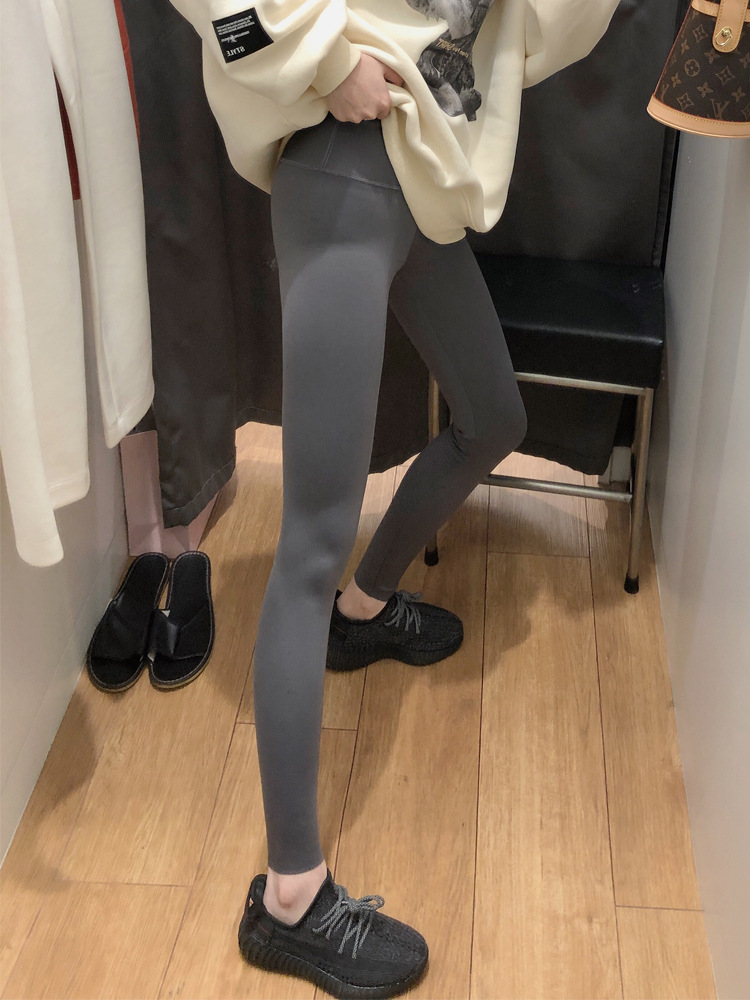 鲨鱼皮打底裤女2024春夏外穿薄款弹力芭比紧身小脚瘦腿黑色瑜伽裤