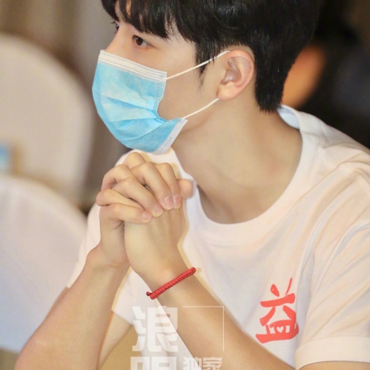 肖战同款红绳手链手工编织金刚结本命年情侣王一博明星同款手链